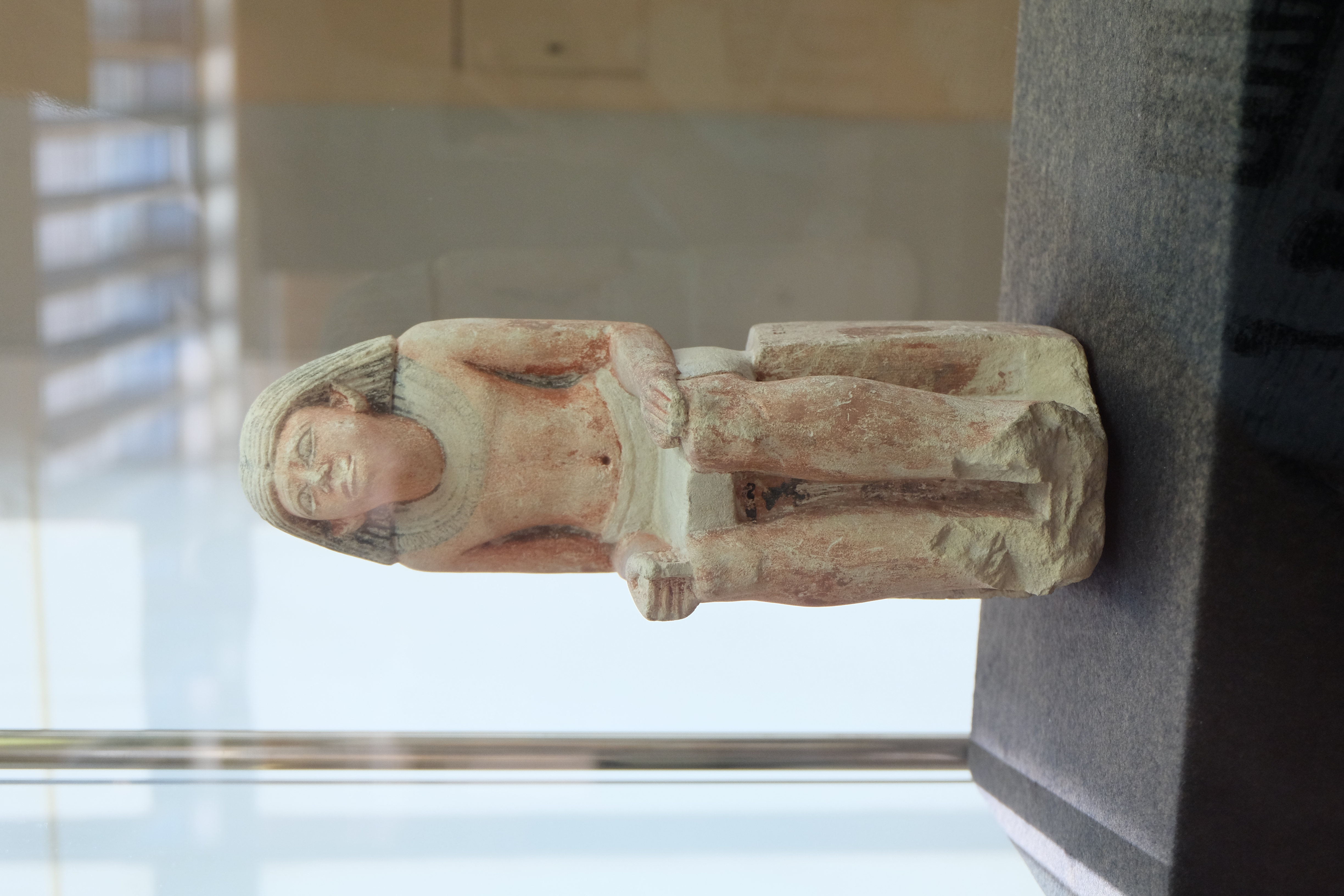 Statue of Meri preview image 2